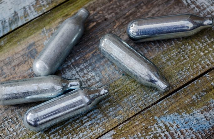 Célandine_Rigoulot_Protoxyde_Azote_Ballon Cartouches de protoxyde d'azote (gaz hilarant)